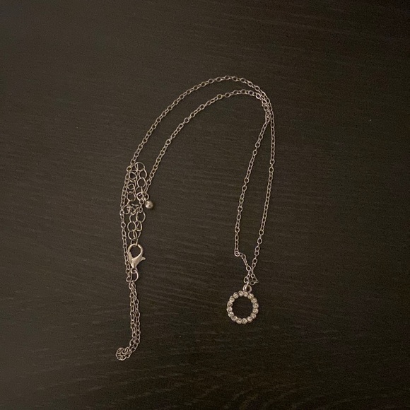 Circle diamond necklace. - Picture 1 of 1